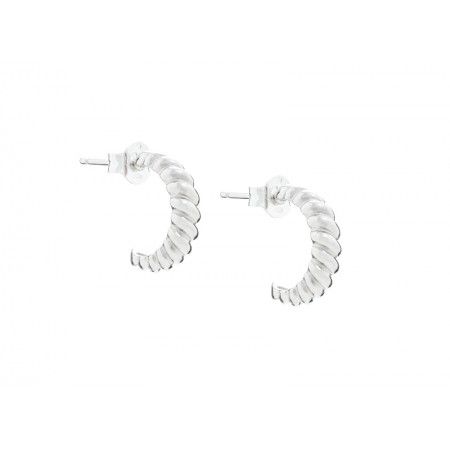 TWISTED HOOPS