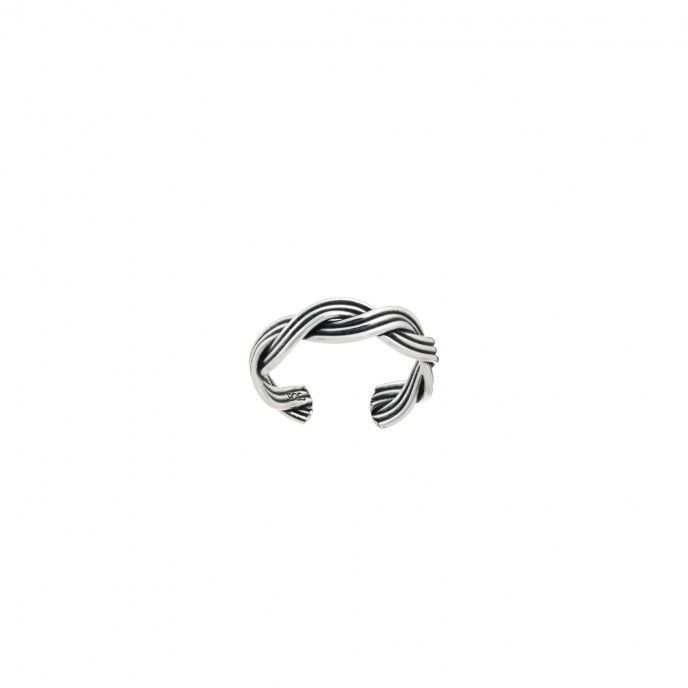 TWISTED RING