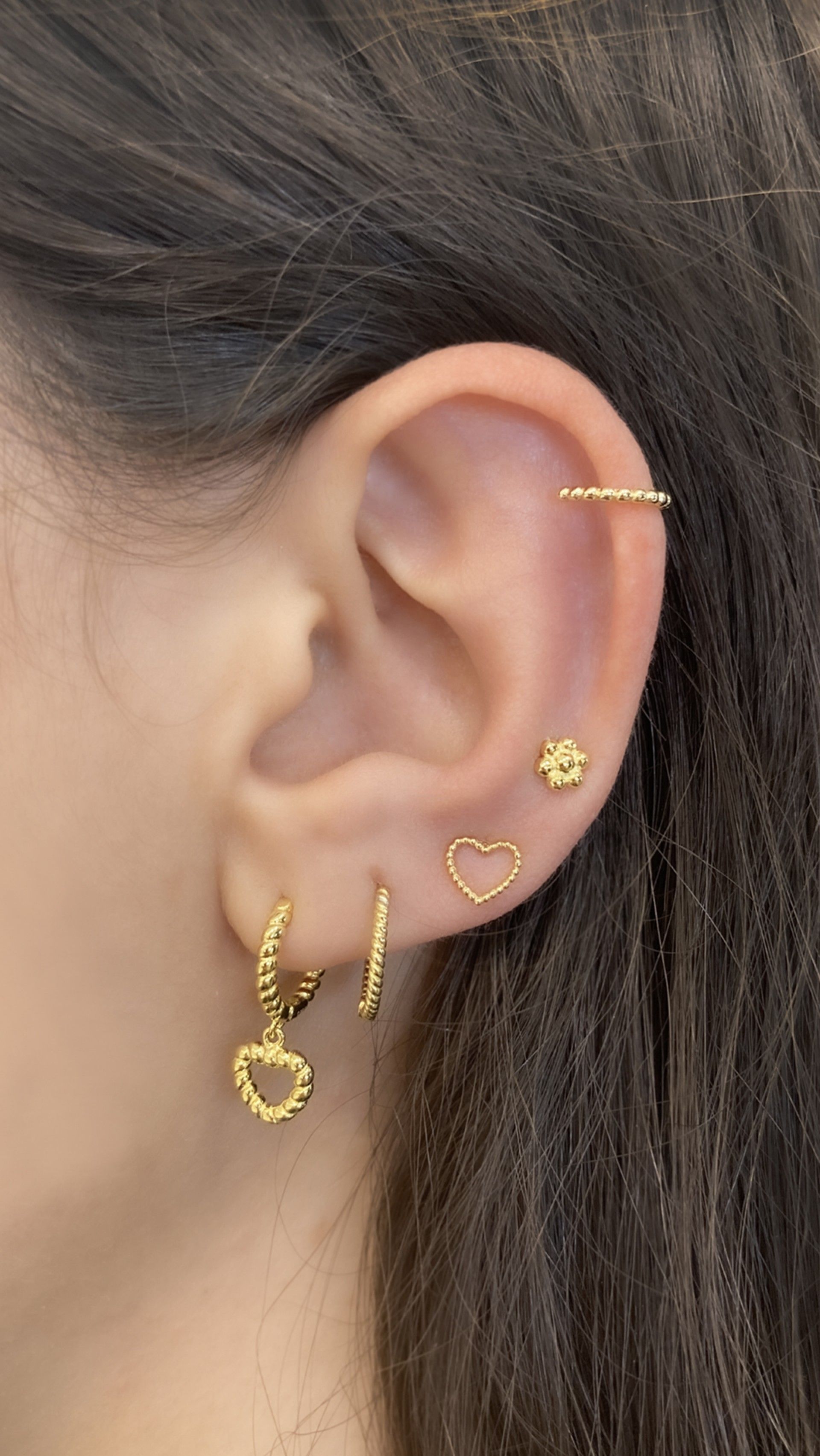 EAR CUFF BOLINHAS