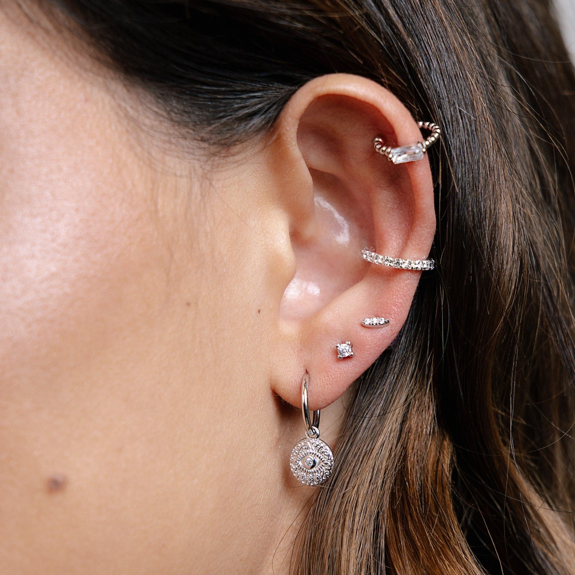 EAR CUFF ZIRCÕES