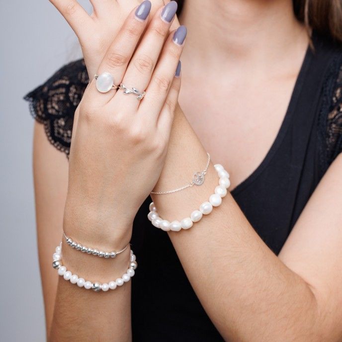 SILVER BRACELET WITH BEADS