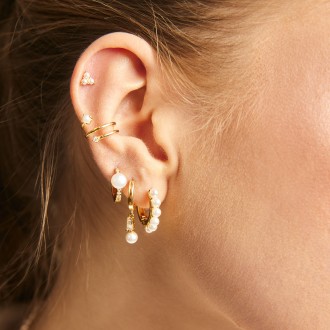 SILVER HOOPS WITH PEARL