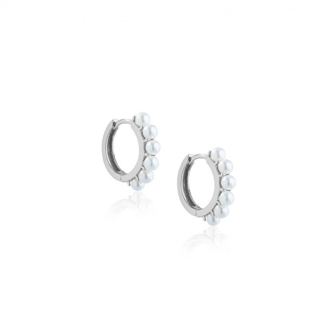 SILVER HOOPS WITH PEARLS