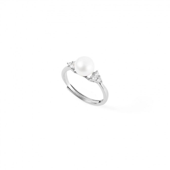 SILVER RING WITH PEARL