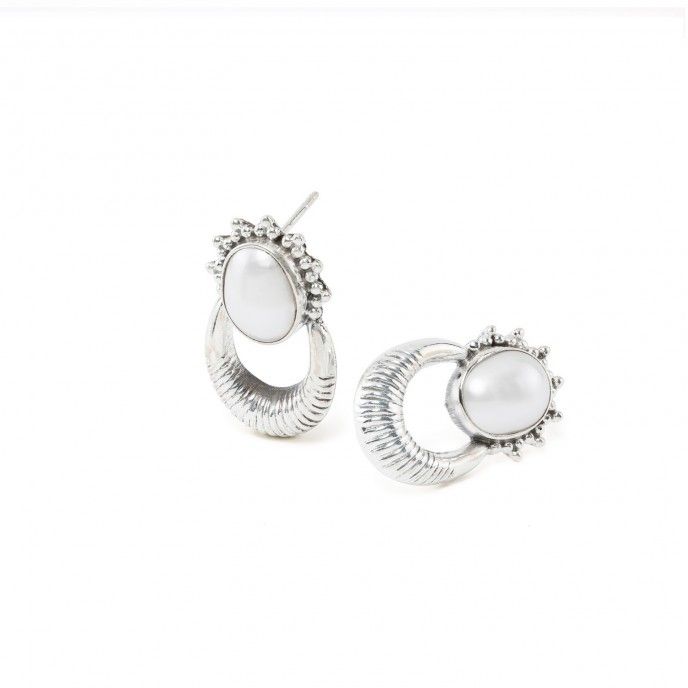 SILVER EARRING WITH NATURAL STONE