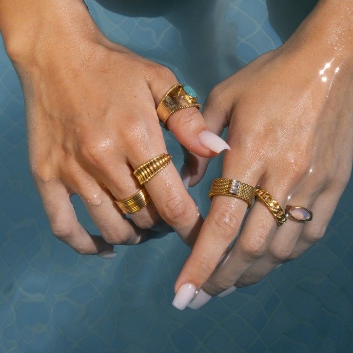 CHAIN SHAPED STEEL RING