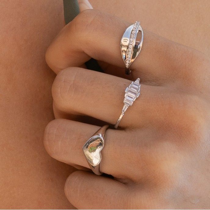 SHINY SILVER RING