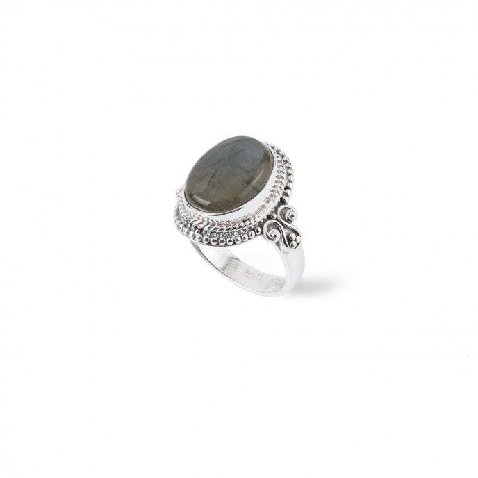 SILVER RING WITH STONE