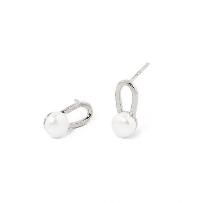 SILVER EARRINGS WITH PEARL