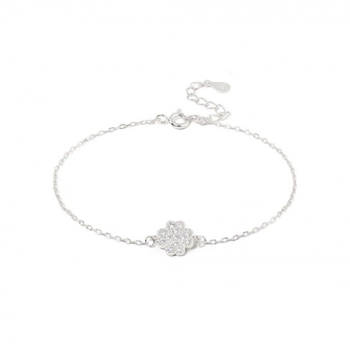 SILVER BRACELET WITH CLOVER