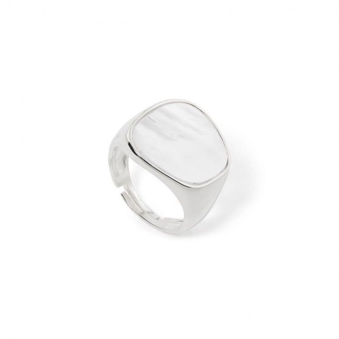 SILVER RING WITH NACRE