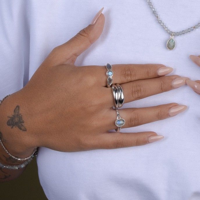 SILVER RING WITH STONES