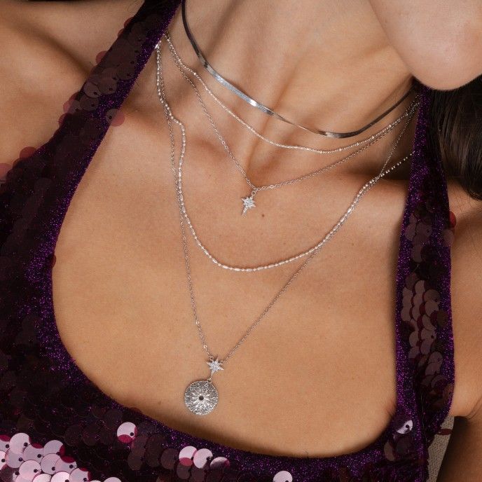 SILVER NECKLACE WITH STAR PENDANT