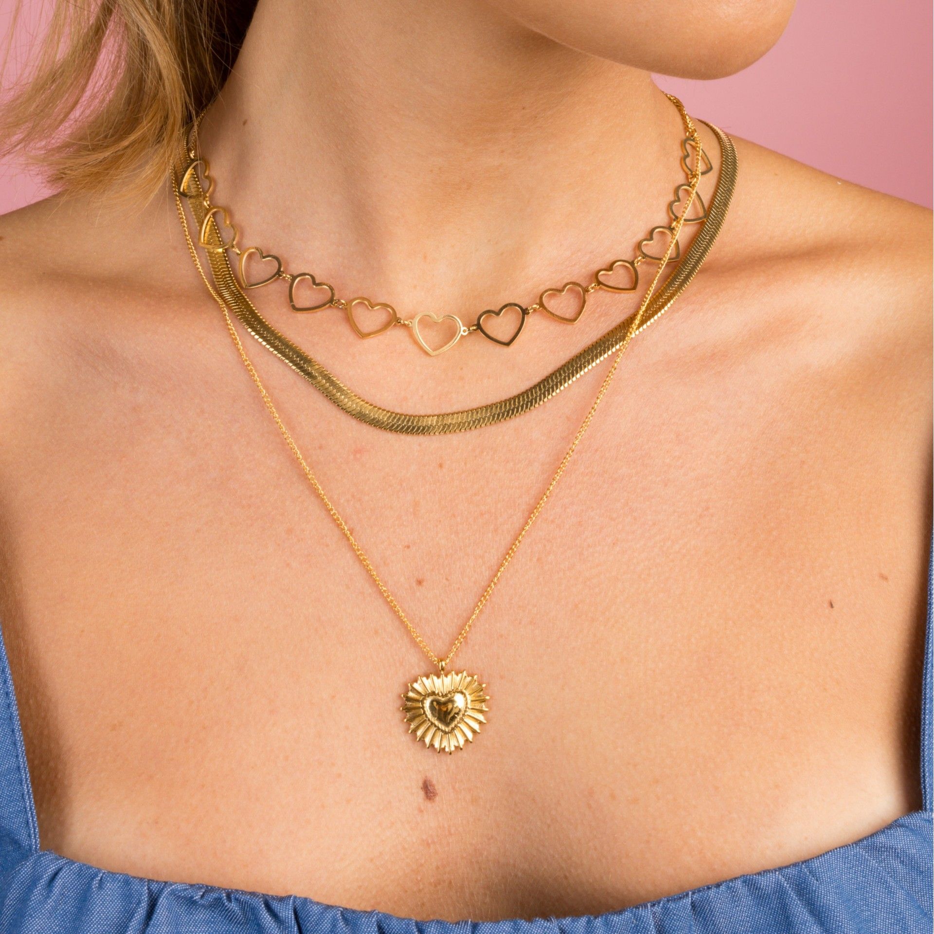 COLAR AÇO CORAÇÕES