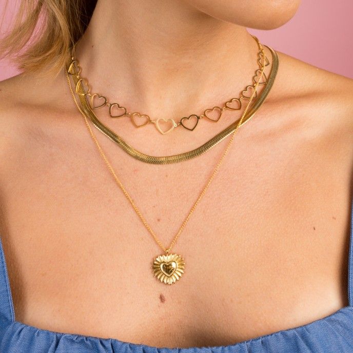 COLLAR DE ACERO CON COLGANTE CORAZN