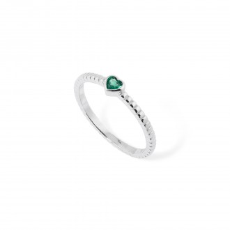 SILVER RING WITH HEART