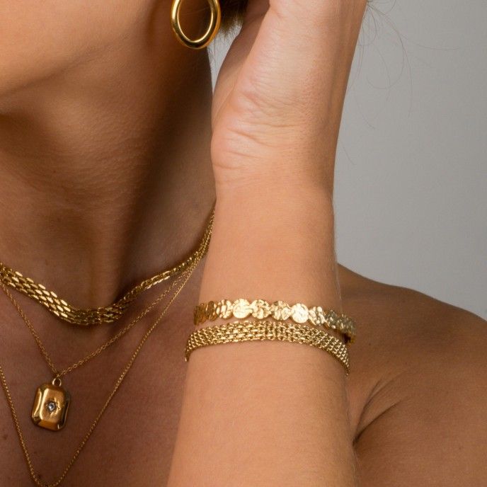 PULSERA DE ACERO CON CRCULOS