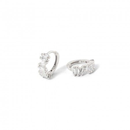 SHINY SILVER HOOPS