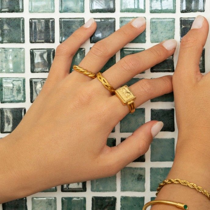 GEOMETRIC STEEL RING