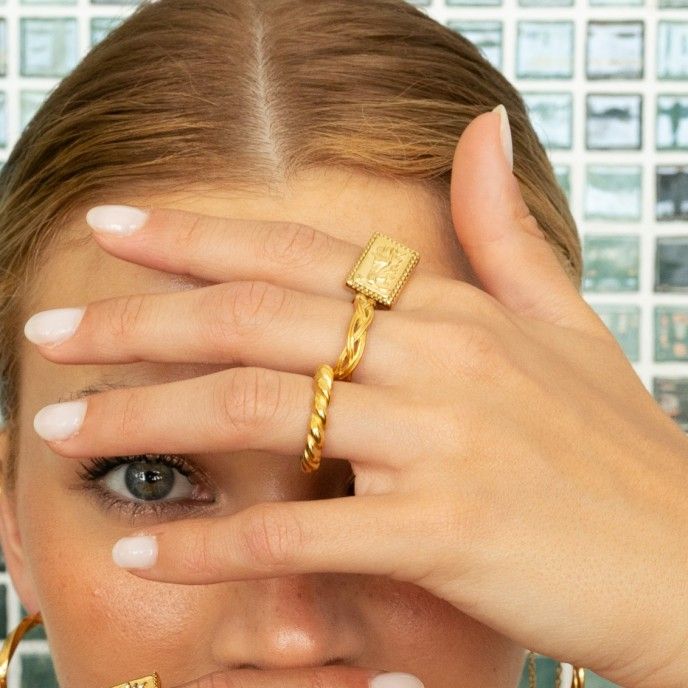 GEOMETRIC STEEL RING