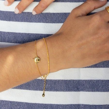 SILVER BRACELET WITH SHELL