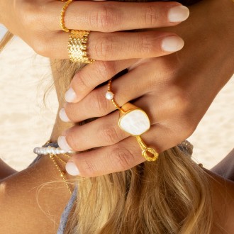 SILVER RING WITH PEARL