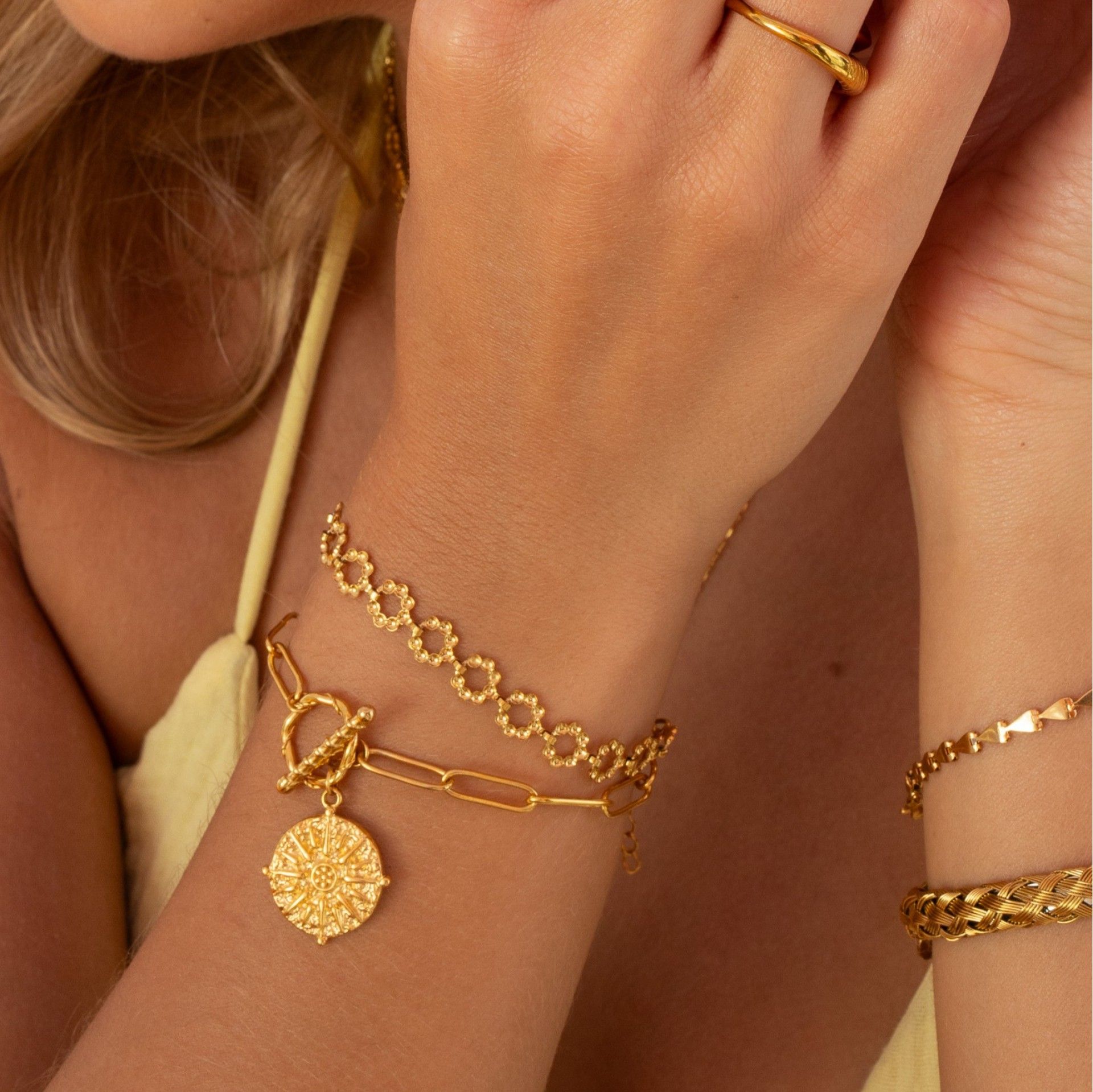 PULSEIRA AÇO FLORES