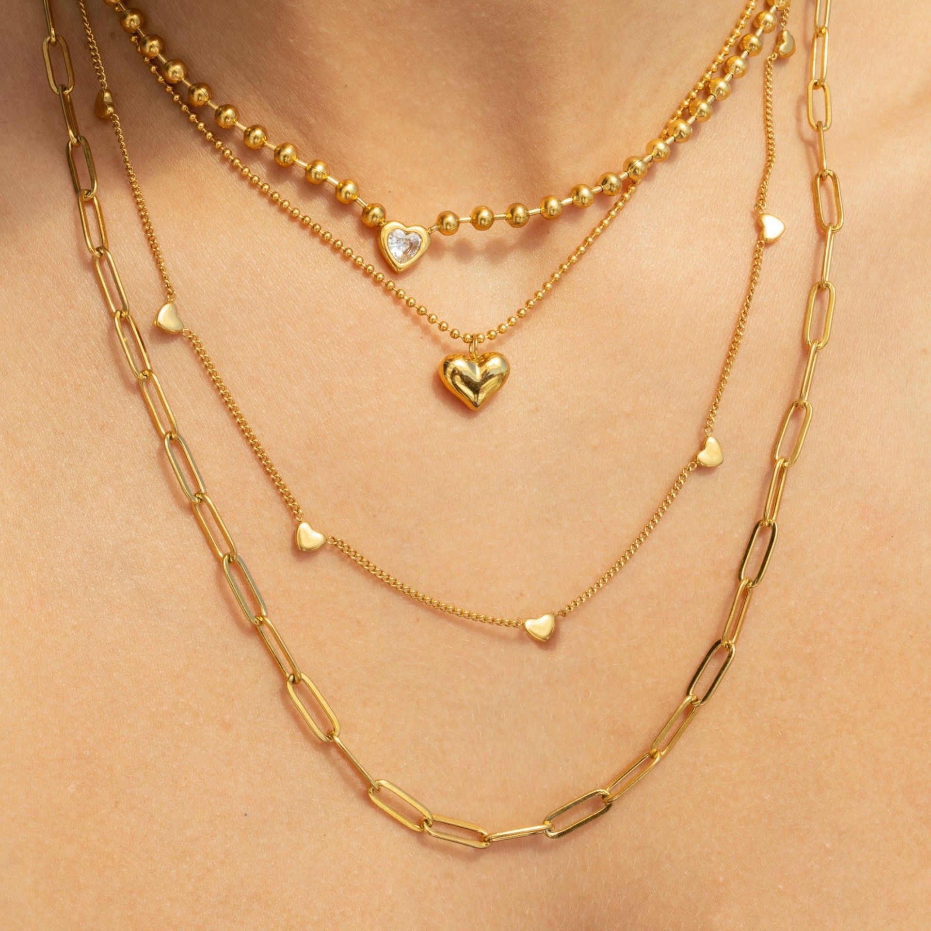 COLAR AÇO CORAÇÕES