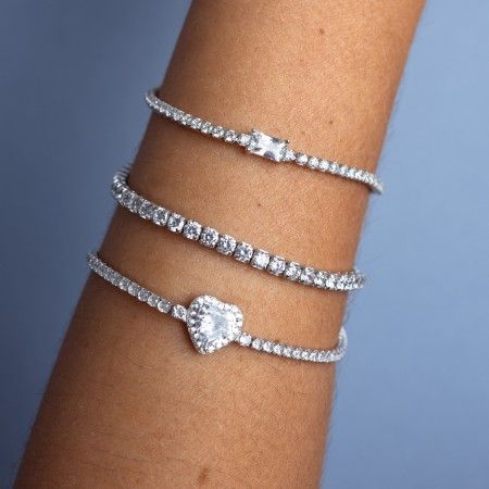 SILVER BRACELET WITH HEART