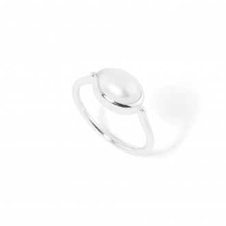 SILVER RING WITH PEARL