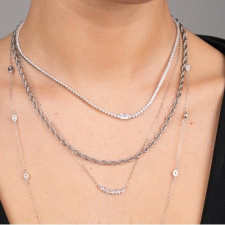 SILVER SHINY NECKLACE
