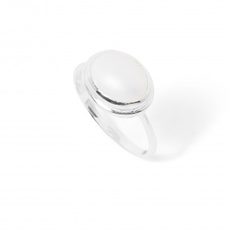 SILVER RING WITH PEARL