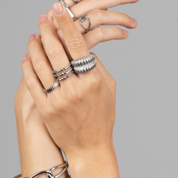 ANILLO RAYAS DE ACERO