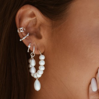 SILVER HOOP WITH ZIRCON