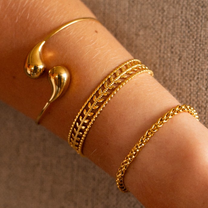 FLEXIBLE STEEL BRACELET