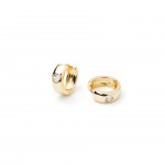 Metal chapado en oro con circonita blanca.