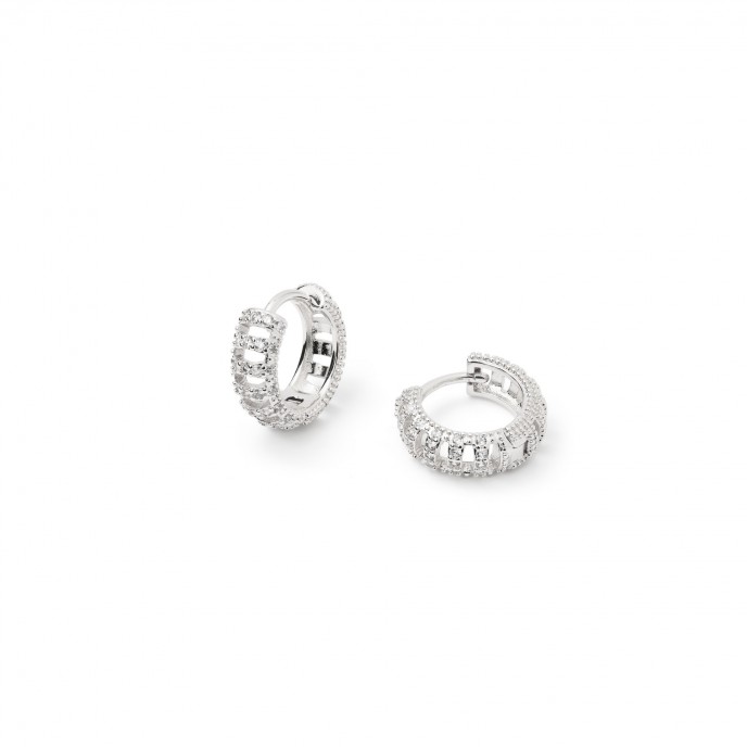 SHINY METAL HOOPS