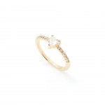 Gold-plated metal with white zircon.