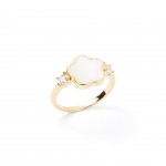 Gold-plated metal with white zircon.