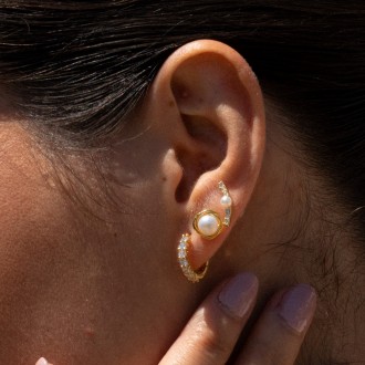 SHINY METAL HOOPS
