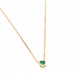 Metal chapado en oro con circonita verde.